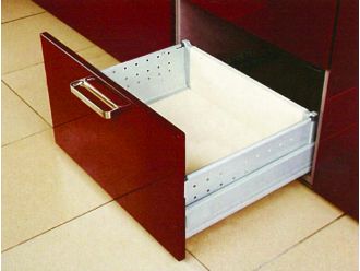 B01 Drawer with Single Wall Box Sides - 135mm Height